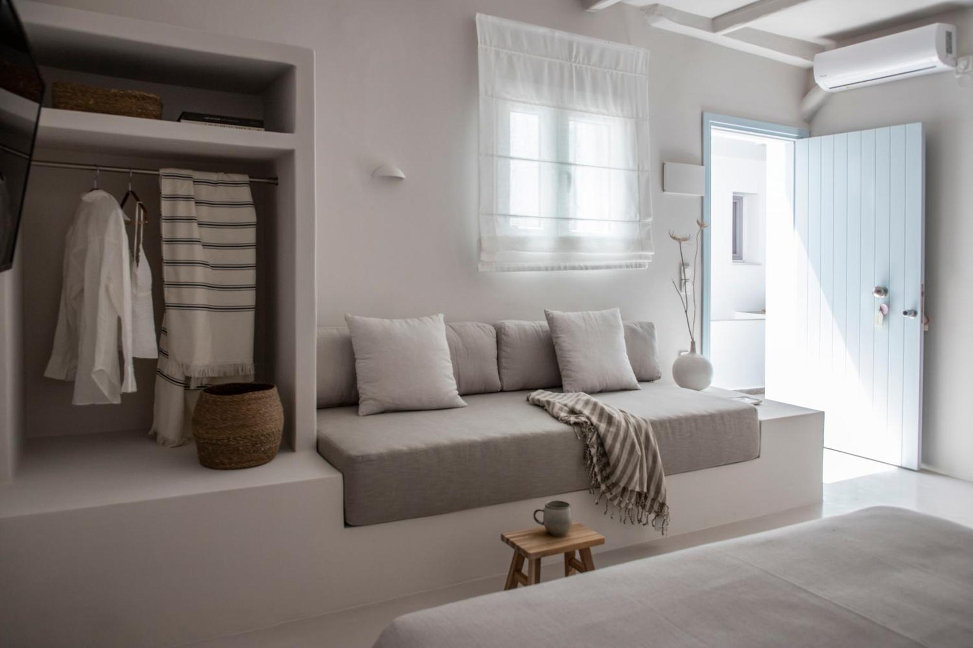 Om Living Milos Pollonia Exterior photo